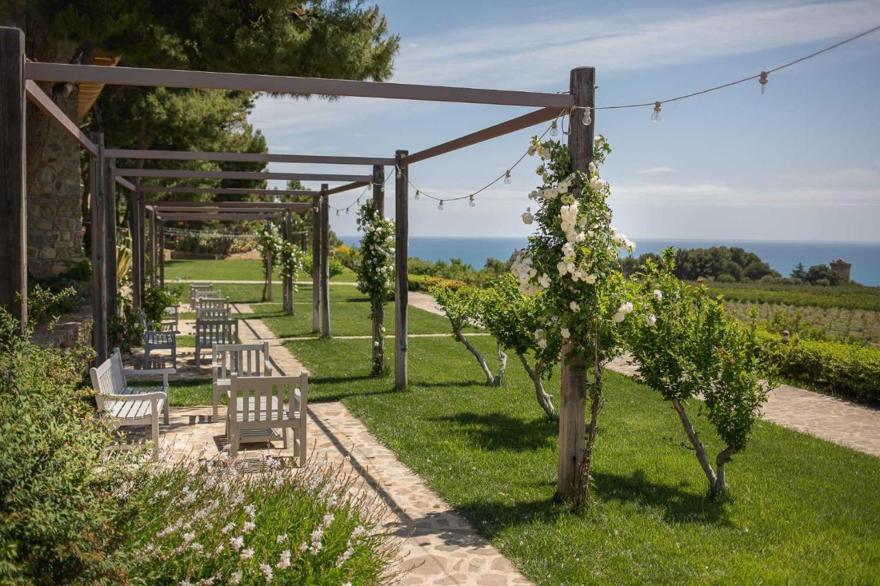 Masseria Agriturismo Torre Di Albidona Trebisacce Exterior photo